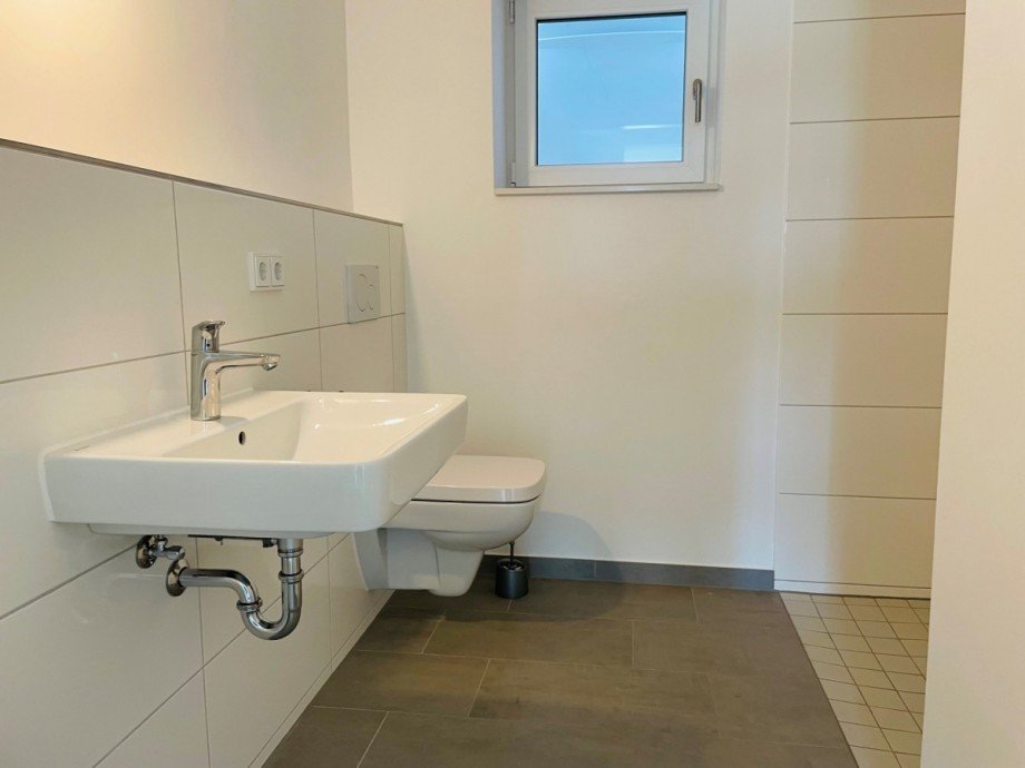 Duschbad Souterrainwohnung Alt M�lln