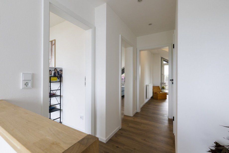Flur OG Einfamilienhaus G�ster