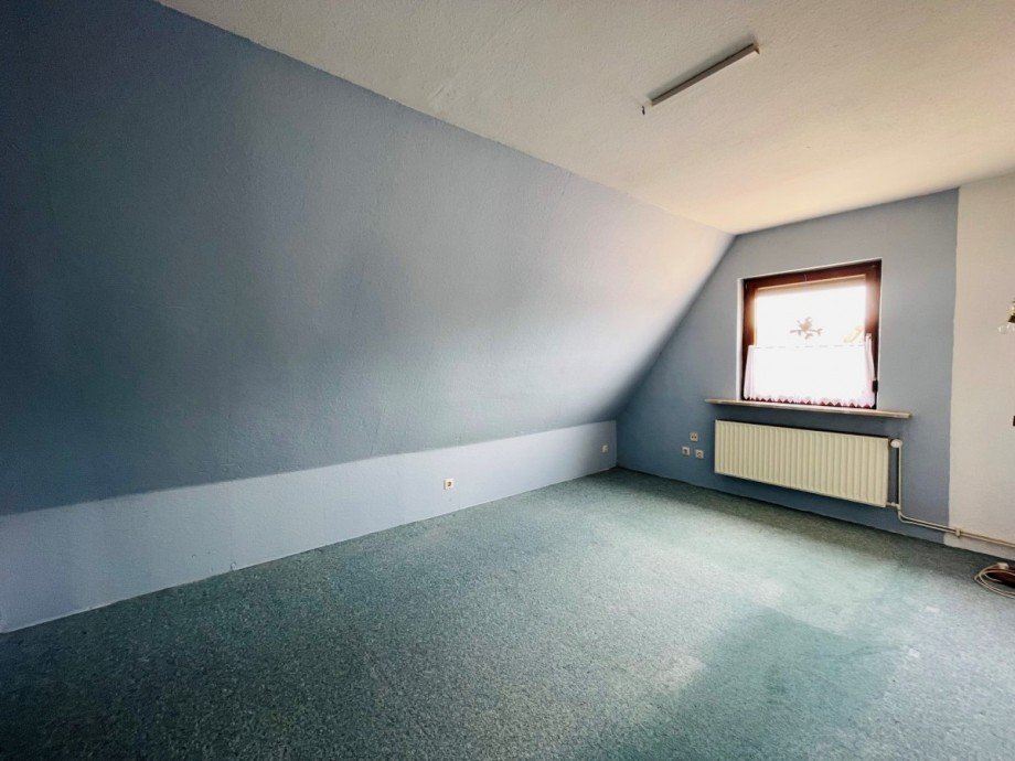 Schlafzimmer OG Einfamilienhaus M�lln