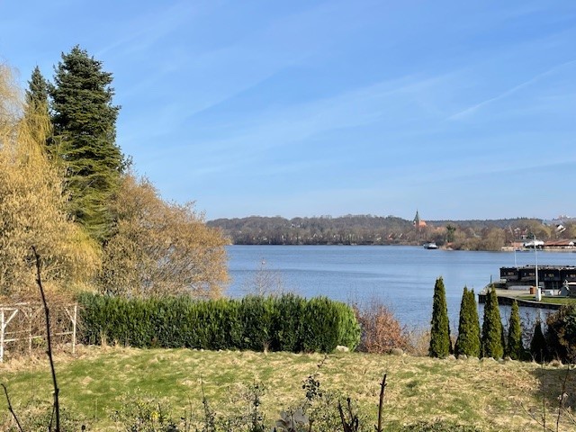 Ausblick auf den Ziegelsee Dachgeschosswohnung Alt M�lln
