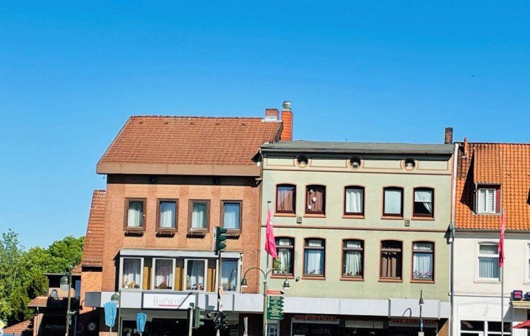 Ansicht neu M�lln Haus TOP-Lage in M�lln 2 Wohn- und Gesch�ftsh�user - provisionsfrei