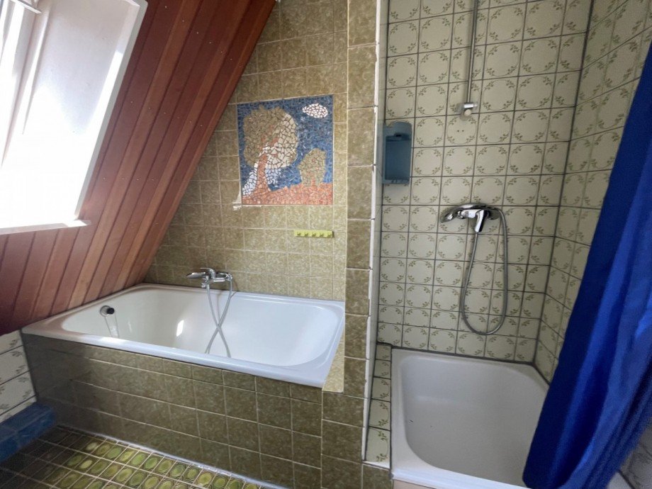 Badezimmer OG Einfamilienhaus M�lln