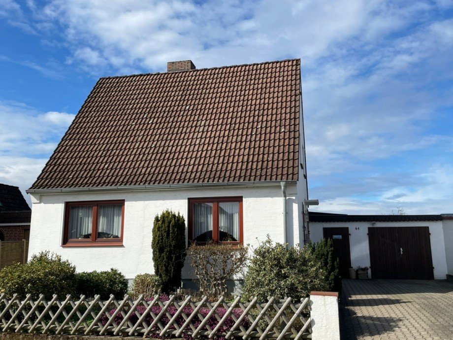 Ansicht Haus Einfamilienhaus M�lln