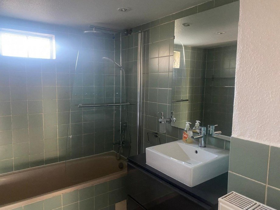 Badezimmer Erdgeschosswohnung Nusse