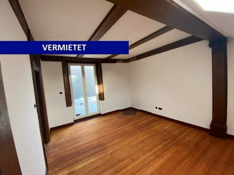 Titel vermietet L�beck Dachgeschosswohnung Charmante Dachgeschosswohnung in historischem Haus, zentrale Lage L�beck