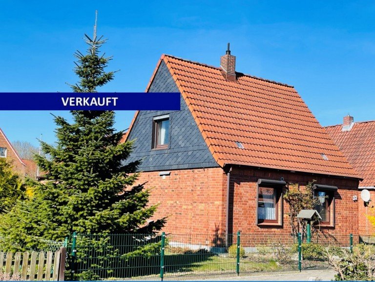 Titel verkauft M�lln Einfamilienhaus Charmantes Rotklinkerhaus - gro�er Garten - M�lln - provisionsfrei